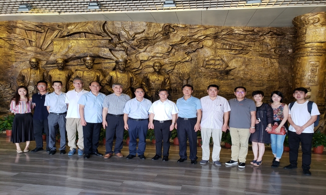 北冰院長(zhǎng)受邀赴福建開(kāi)展“關(guān)于實(shí)施動(dòng)力變革，促進(jìn)我省高質(zhì)量發(fā)展的建議”重點(diǎn)課題調(diào)研